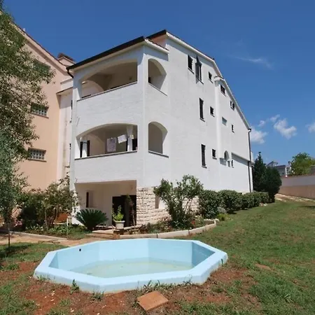 Apartment Fuer 5 Personen Ca 65 Qm In Pula-fondole, Istrien Istrische Riviera